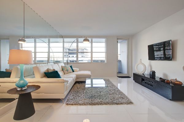 modern, white, elegant living room