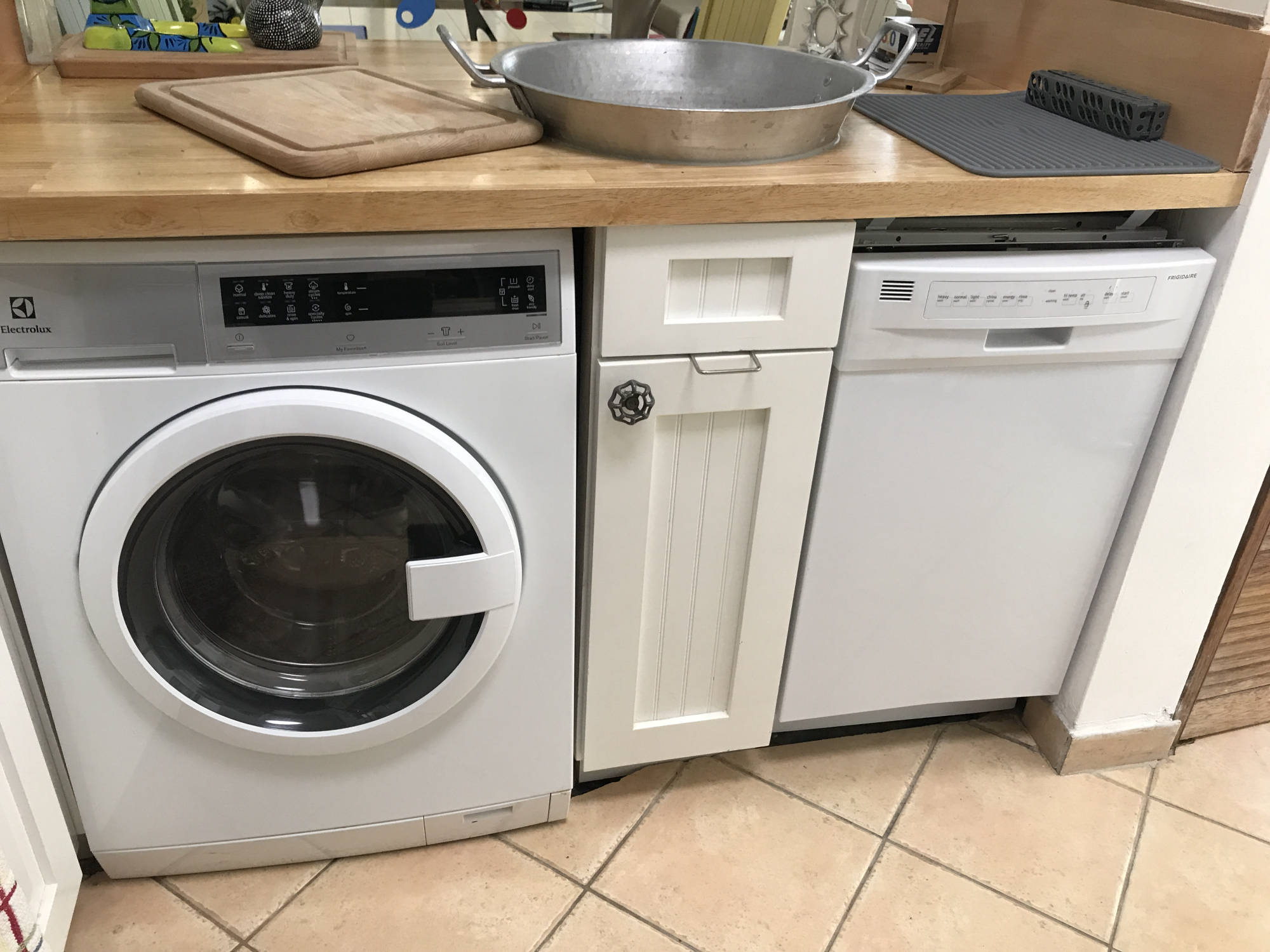 washing machine and dishwasher