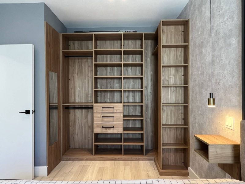 custom build closet