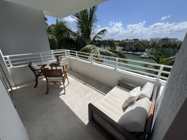 Nautica Residence with Indian Creek view